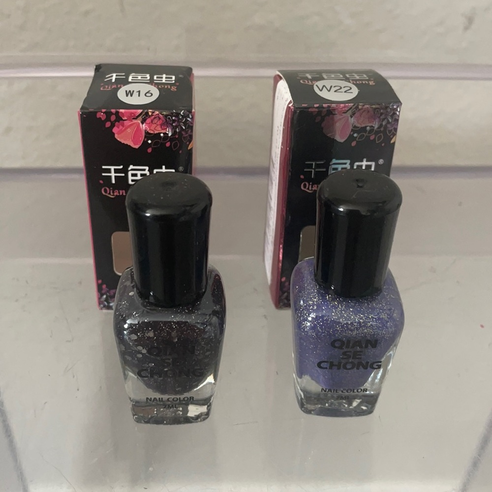 Glitter shiny set of 2 nail polishes, black&blue - 0,24oz each, new